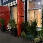 Le Garage Downtown Serviced Apartment