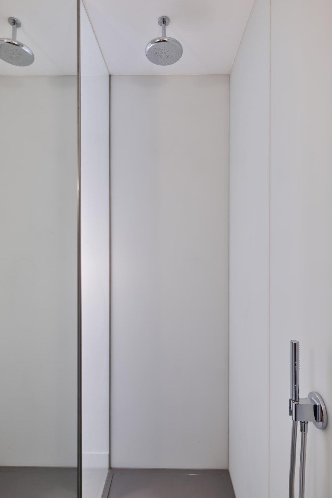 Le Garage Downtown Serviced *